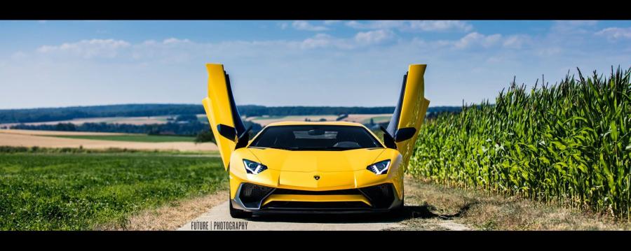  Lamborghini Aventador LP750-4 Superveloce 2015 года  (фото 26 из 49)